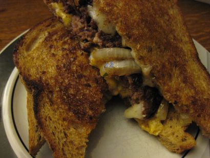 Rosa Villa Patty Melt